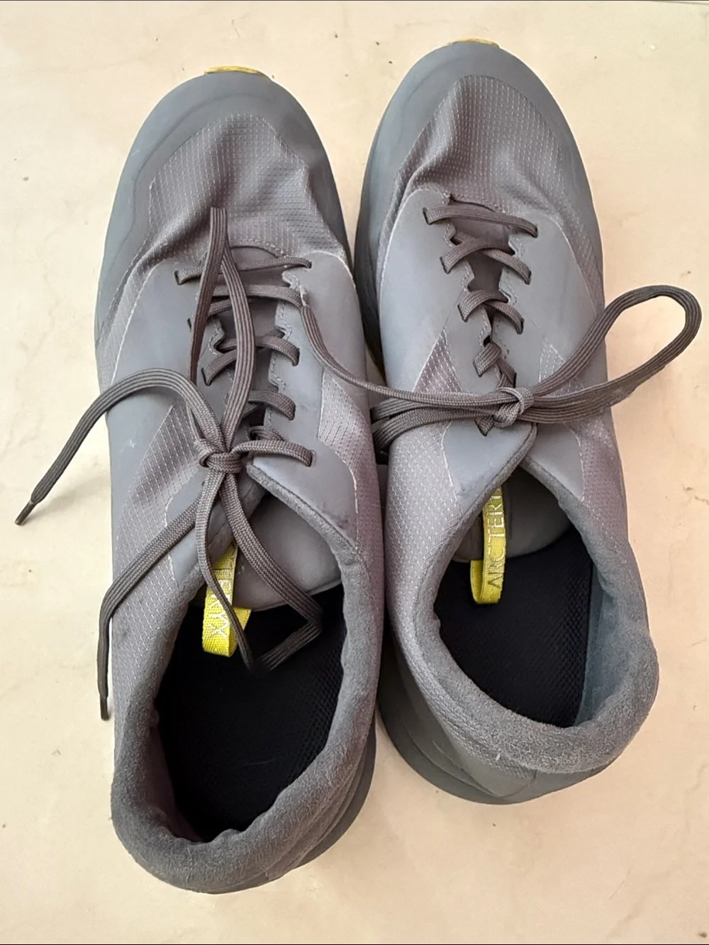 Arcteryx waterproof size 11